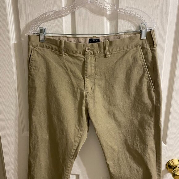 Men's J.Crew Chino Pants - Picture 4 of 5